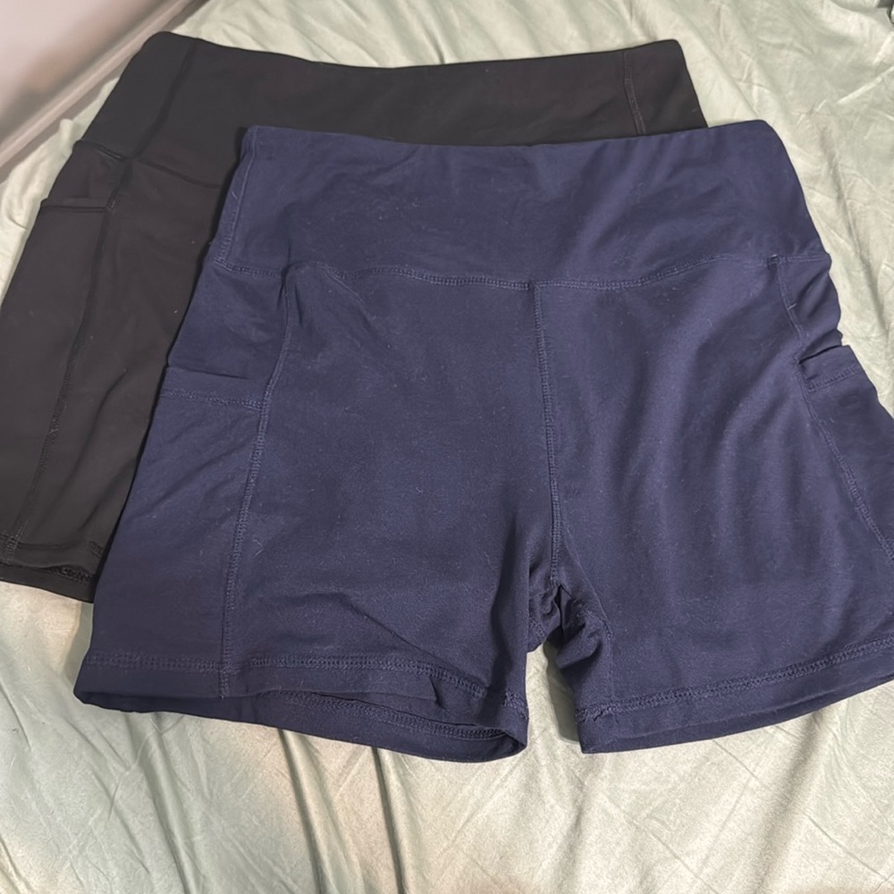 women’s biker shorts